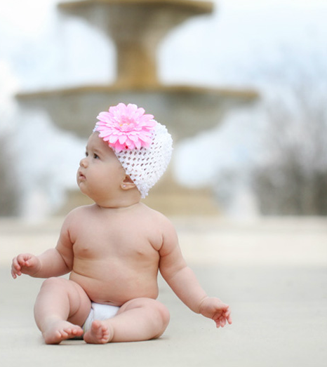 Baby with flower hat